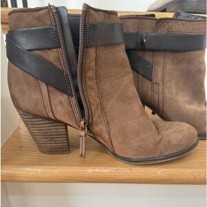 Franco Sarto Brown Suede Heeled Booties 8M